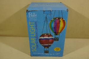 lot 188 image: Regal Hot Air Balloon Solar Lantern