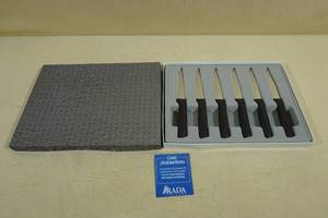 lot 213 image: Rada Cutlery 6-Piece Steak Knife Set