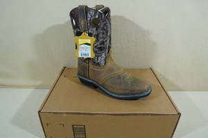 lot 258 image: Smoky Mountain Boots -Youth Size 7.5