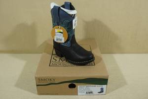 lot 260 image: Smoky Mountain Boots -Little Kids Size 8.5