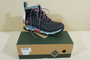 lot 311 image: Muck Boot Womens Apex Lace-Up Boots -Size 9