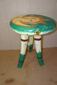 lot 334 image: Vintage Decorative Stool