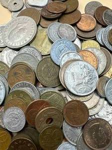 1 Pound of Unsearched Foreign Coins