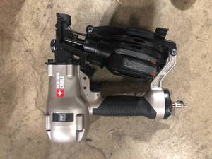 Porter-Cable Pneumatic 15-Degree Coil Roofing Nailer  Customer Returns See Pictures