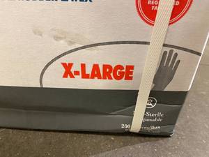 lot 91 image: Gentle Guard Comfort Fit Size XL Nitril Powder Free Exam Gloves