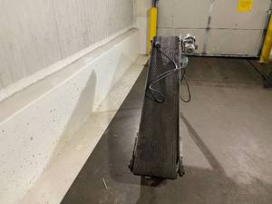 lot 21 image: Angled Belt Conveyor