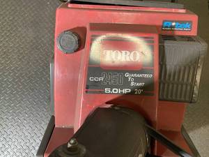 lot 120 image: Toro 20 Snowblower