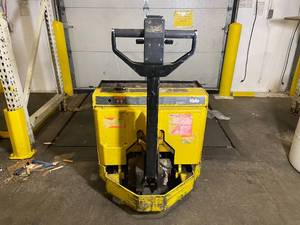 lot 124 image: Yale Walk Behind Electric Pallet Jack
