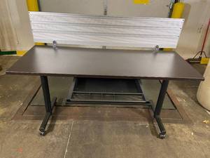 lot 128 image: Nice Rolling Desk, Front Tray, Aluminum Back