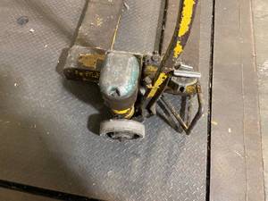 lot 139 image: Vintage Hand Pallet Jack