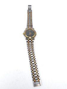 lot 30 image: Ladys GUCCI 9000L, Dark Grey Dial, two-tone stainless steel Quartz Analog watch. New Battery
