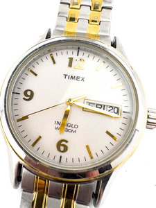 lot 111 image: Mens Timex Indiglo N9 white dial yellow and white Quartz Analog watch. Working