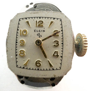 lot 151 image: Elgin group of 3 ladys mechanical 17J movements and dials. (One is a WORKING Lady Elgin)