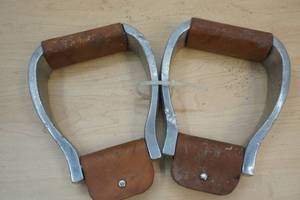 stirrups
