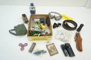Knifes, Mens Belt, Flashlight