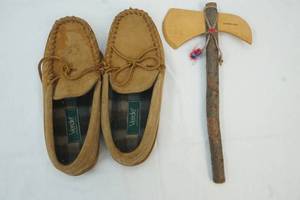 Slippers Wooden Ax