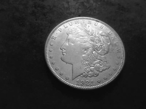 lot 40 image: 1921 S Morgan Silver Dollar