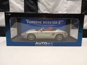 lot 1 image: Autoart Performance Porsche Boxster S 118th Scale Die Cast Car