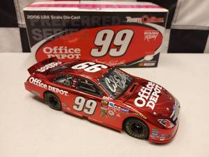 lot 40 image: Team Caliber Preferred Series AUTOGRAPHED Carl Edwards #99 Office Depot 124th Scale Die Cast Car