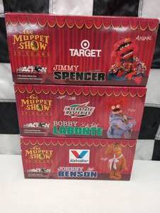 lot 54 image: Action Muppets 25th Anniversary 124th Scale Die Cast Cars