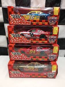 lot 92 image: Racing Champions 124th Scale Die Cast Cars