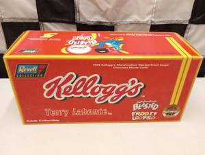 lot 101 image: Revell Terry Labonte Kelloggs #5 118th Scale Die Cast Car