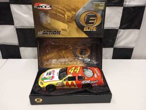lot 153 image: Action Elite Terry Labonte #44 Kelloggs 124th Scale Die Cast Car Low Serial #