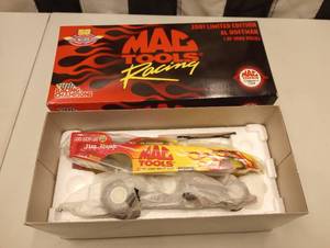 lot 184 image: Racing Champion Mac Tools Al Hoffman 124th Scale Die Cast Funny Cars