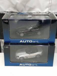 lot 244 image: Autoart Dodge Viper SRT-10 143rd Scale Die Cast Cars