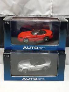 lot 245 image: Autoart Dodge Viper SRT-10 143rd Scale Die Cast Cars