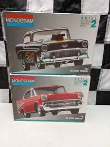 lot 320 image: Monogram 124th Scale Model Kits