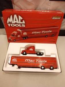 lot 298 image: MAc Tools Hauler 164th Scale Die Cast