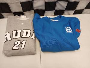 lot 347 image: Nascar Racing Adult Large Sweatshirts