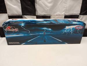 lot 402 image: NHRA  Action Tony Schumacher #1 Army  NHRA TF Champion 2006 124th Scale Die Cast Top Fuel Dragster