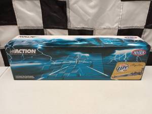 lot 404 image: NHRA Action Larry Dixon #91 Miller Lite 124th Scale Die Cast Top Fuel Dragster