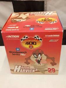 lot 422 image: Action Kevin Harvick #29 GM Goodwrench 14 Scale Helmet