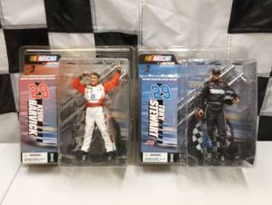 lot 427 image: Nascar Action (Action) Figures