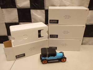 lot 419 image: 1917 Reo Touring Cars