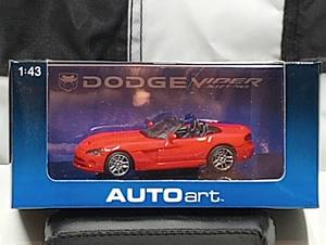 lot 497 image: Autoart Dodge Viper SRT -10 143rd Scale Die Cast Car