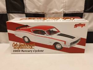 lot 514 image: gmp  Carl Yarborough 1969 Mercury Cyclone 118th Scale Die Cast Car