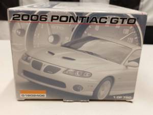 lot 515 image: gmp 2006 Pontiac GTO 118th Scale Die Cast Car