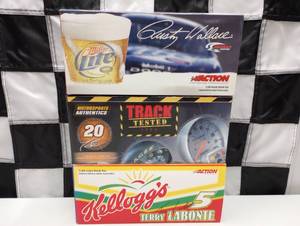 lot 538 image: Action 124th Scale Die Cast Cars