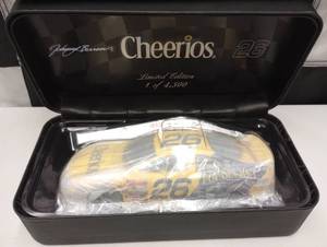 lot 578 image: Racing Champions 124 Authentics Johnny Benson #26