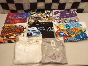 lot 614 image: Nascar Adult Medium  T-Shirt