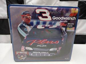 lot 659 image: Revell Dale Earnhardt #3 Goodwrench 124th Scale Model Kit In Tin