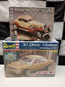 lot 667 image: Revell 124th & 148th Scale Model Kits