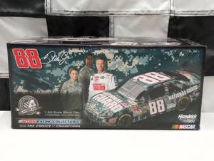 lot 742 image: Action Dale Earnhardt Jr. #88 National Guard Digital Camo 124th Scale Die Cast Car