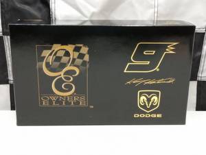 lot 714 image: Owners Elite Kasey Kahne #9 Dodge Dealers Transporter 164th Scale Die Cast Coin Bank