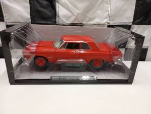 lot 843 image: Fairfeild Mint 118 scale 1965 Plymouth Belvedere R01 Ruby Red