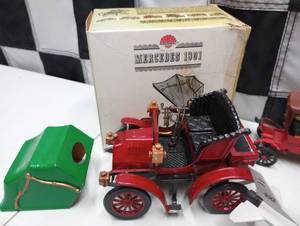 lot 864 image: Assorted Lot Of Die Cast Vehicles